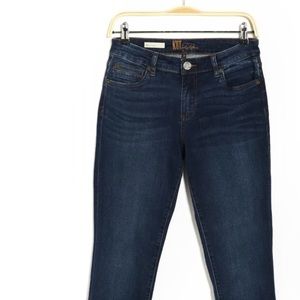 Kut from the Kloth boot cut Catherine Boyfriend Jeans size 4 dark wash